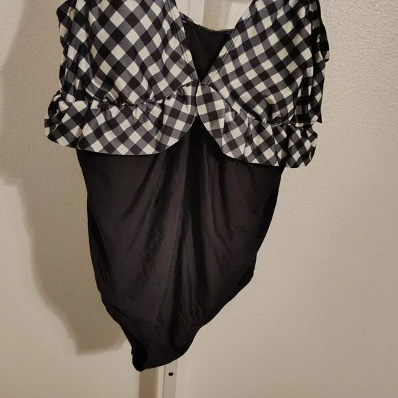 Beach Scene Women's One Piece Swimsuit Size Large NWT Black White Gingham - Picture 4 of 11